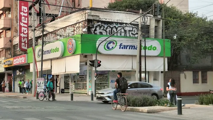 Farmacia Farmatodo San Cosme
