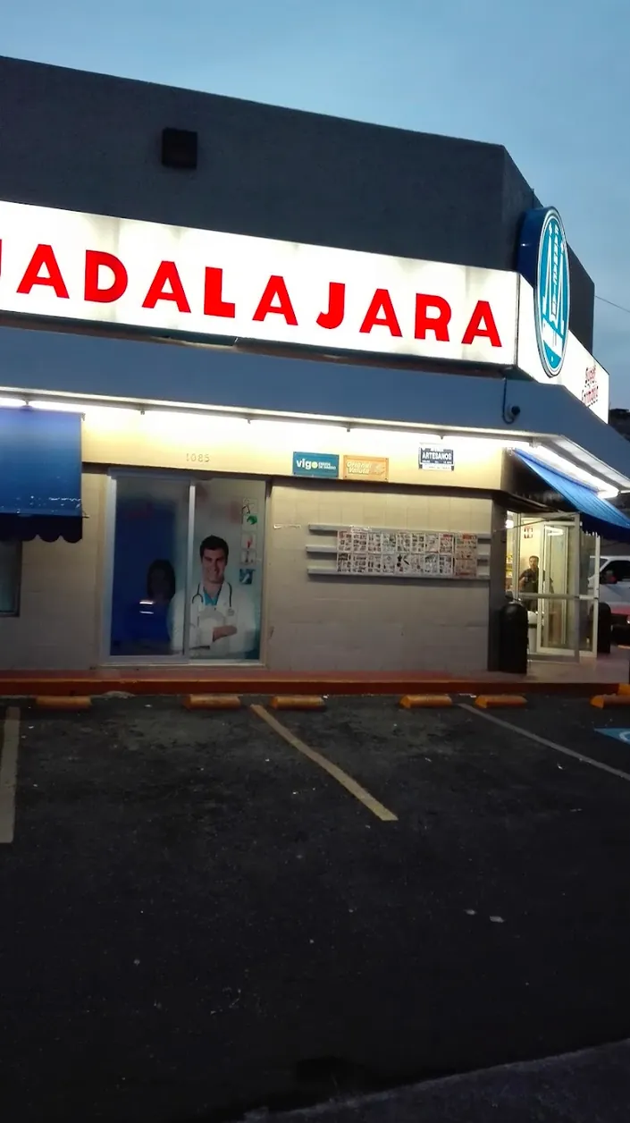 Farmacia Guadalajara Artesanos