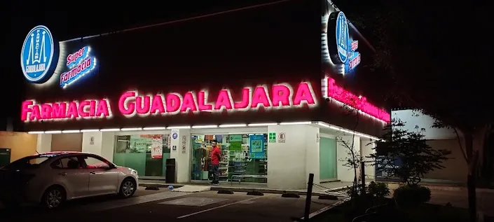 Farmacia Guadalajara Ávila Camacho
