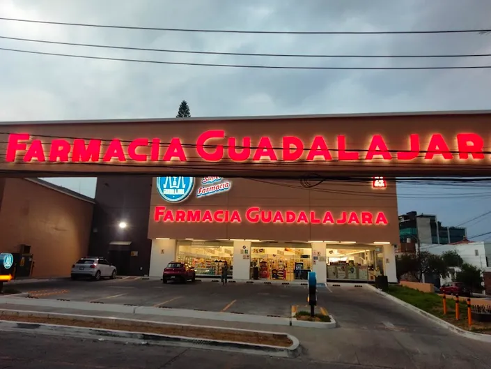 Farmacia Guadalajara Colomos Providencia