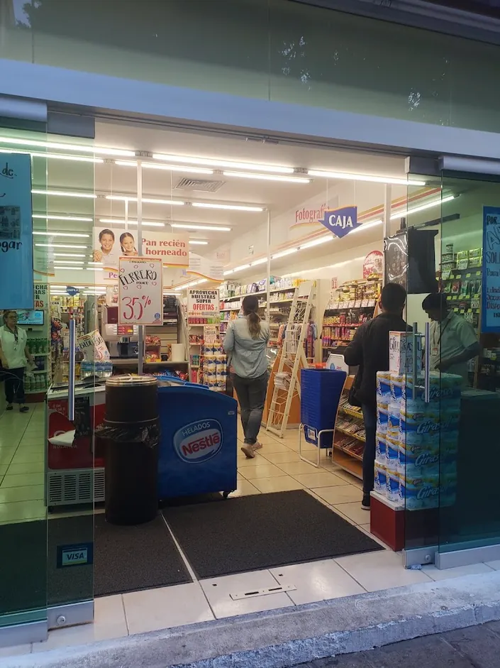 Farmacia Guadalajara, Guadalajara