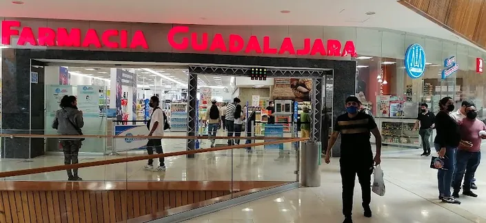 Farmacia Guadalajara Plaza Patria
