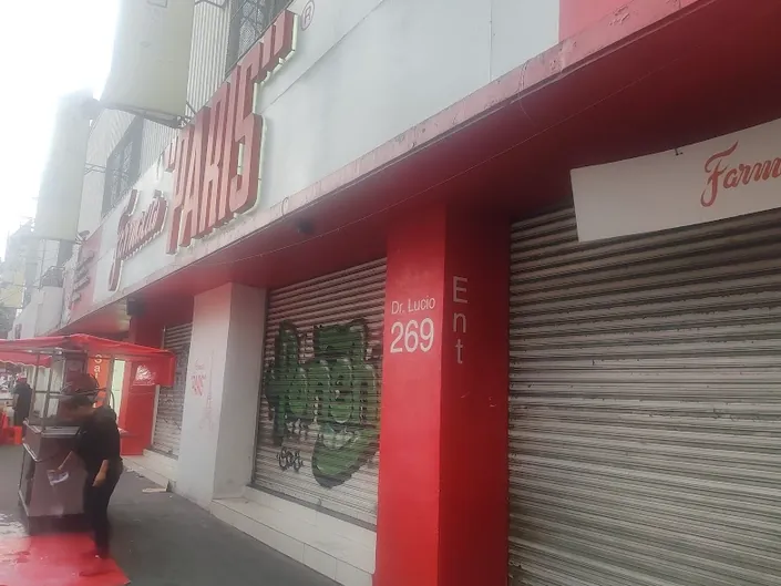 Farmacia París Doctores