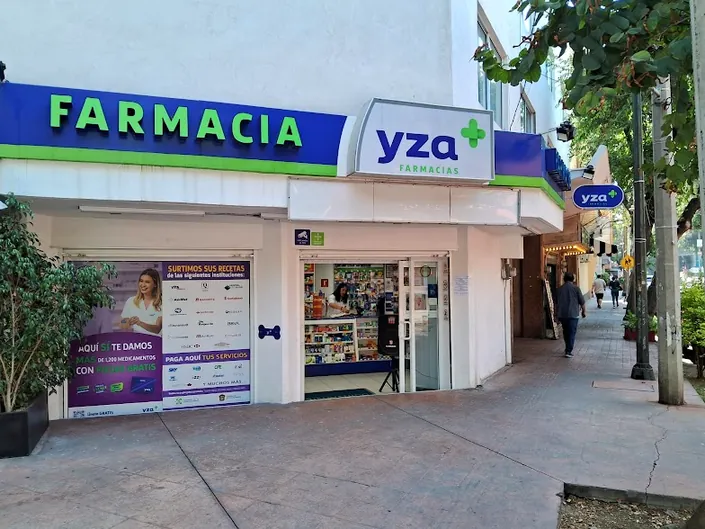 Farmacia Yza Escandón
