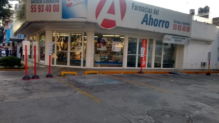 FARMACIAS DEL AHORRO Xola