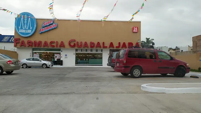 Farmacias Guadalajara Jardines del Bosque