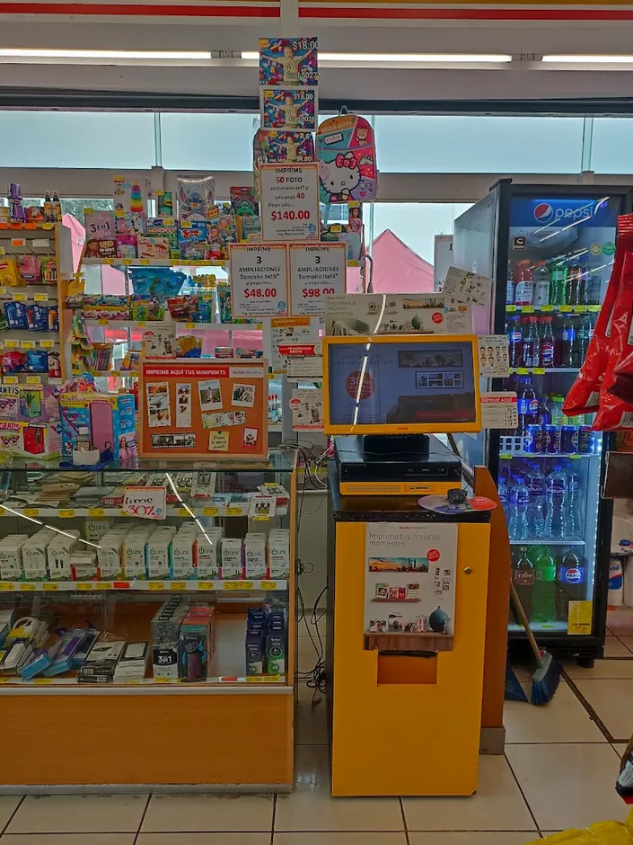 Farmacias Guadalajara Primero de Mayo