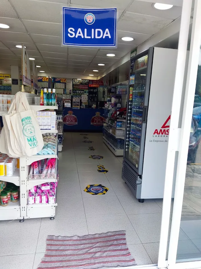 Farmacias Similares, Naucalpan