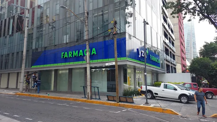 Farmacias YZA, Benito Juárez