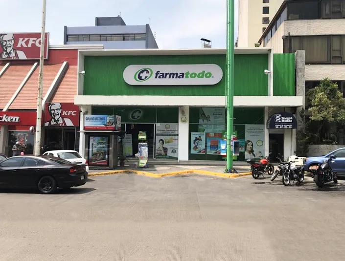 Farmatodo Naucalpan de Juárez Satélite